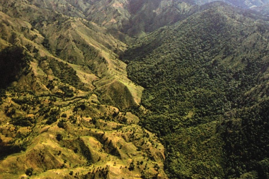 The Haiti/ Dominican border - politics influences landscape